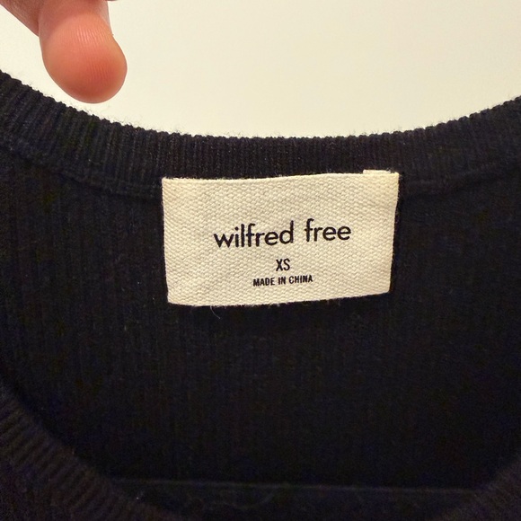 Wilfred Black Dress with cut out - Picture 3 of 4